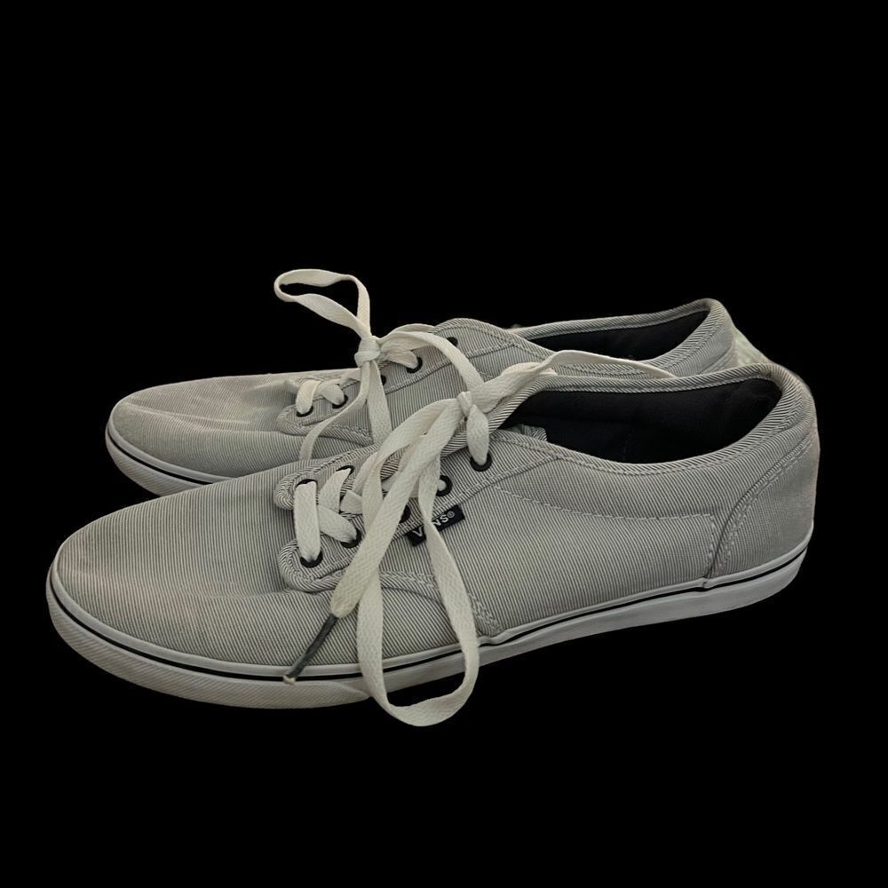 Vans women's striped low top lace sneakers size 9.5